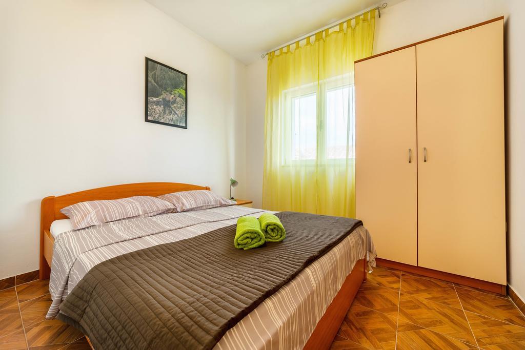 Apartments Marina Vodice Buitenkant foto